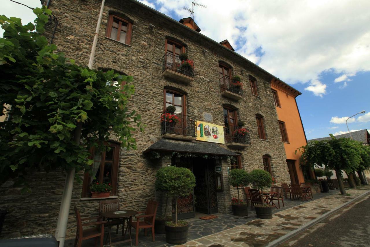 Hotel Poldo La Guingueta D'Aneu Экстерьер фото